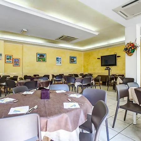 Hotel Club